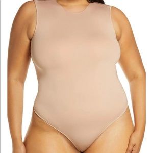 Skims essential crewneck sleeveless bodysuit